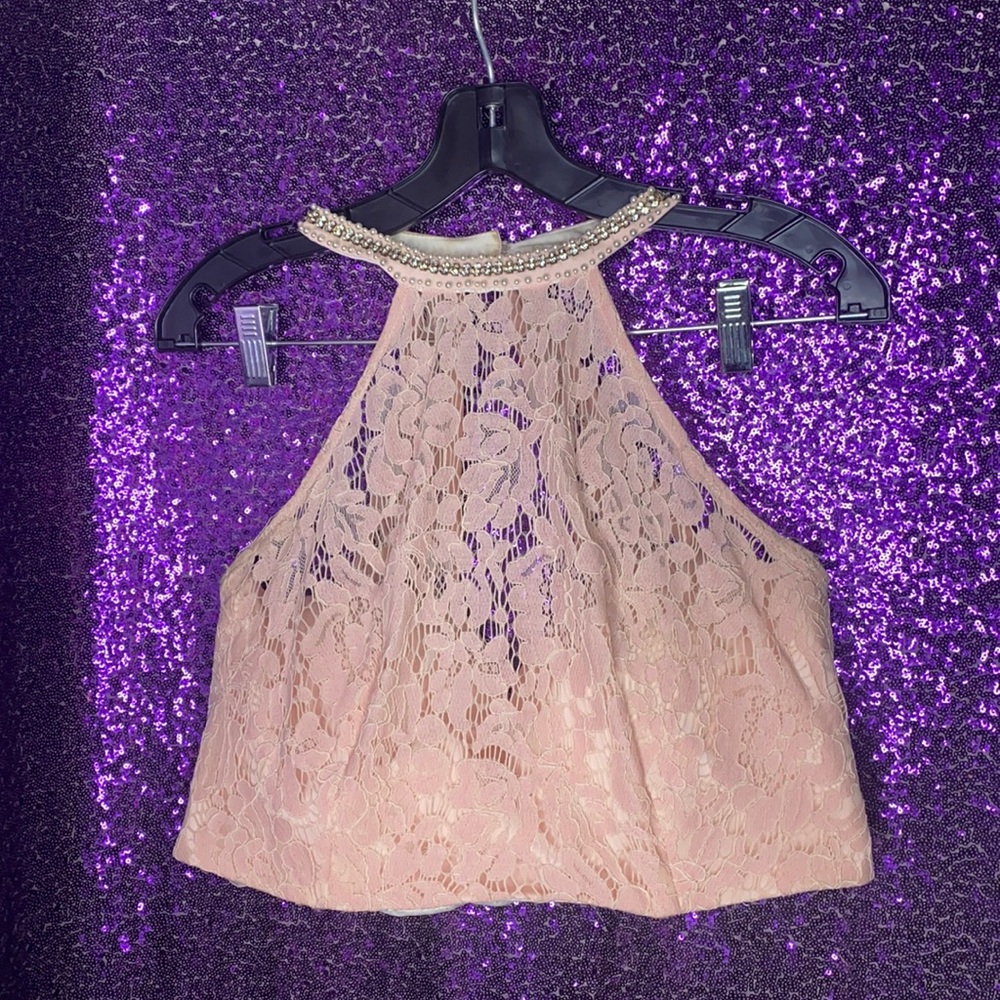 Pink 2 piece pearl and jewel set size 12